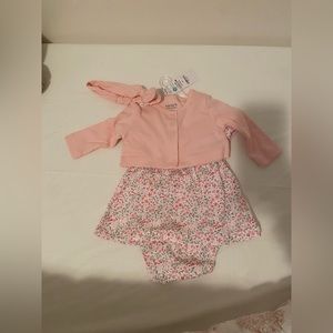 Carter’s baby girl set